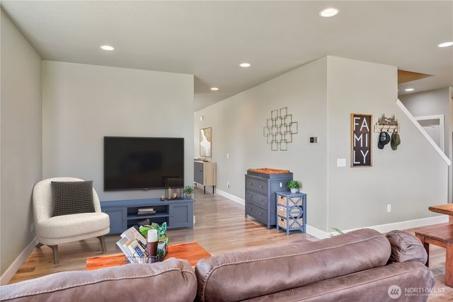 327 Parpala Road, Naselle, WA 98638