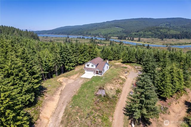 327 Parpala Road, Naselle, WA 98638