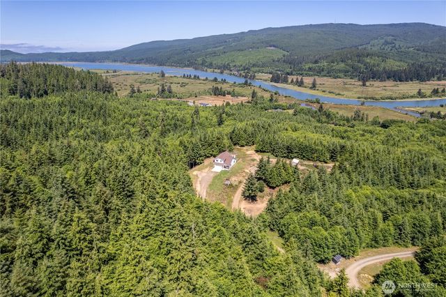 327 Parpala Road, Naselle, WA 98638