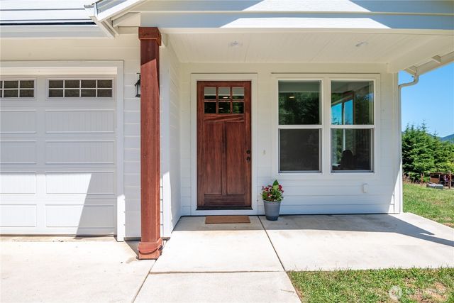 327 Parpala Road, Naselle, WA 98638