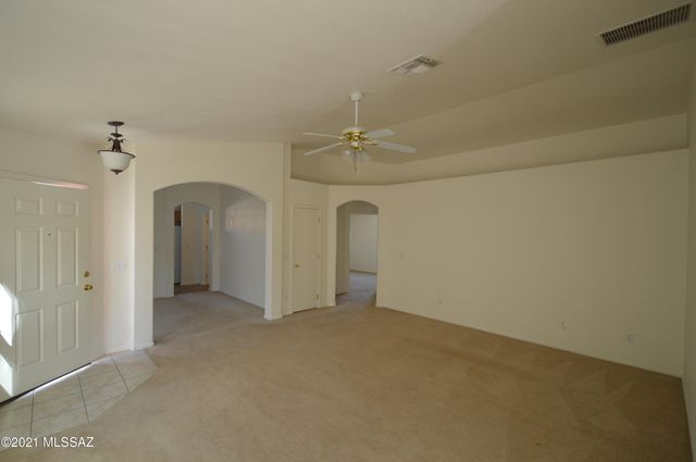 7925 W Mural Hill Drive, Tucson, AZ 85743