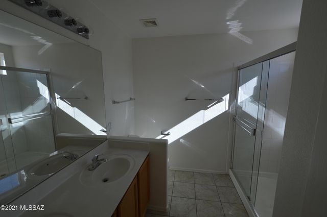 7925 W Mural Hill Drive, Tucson, AZ 85743