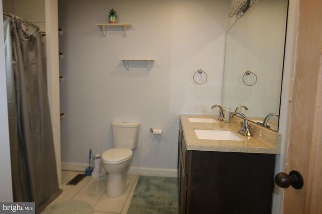 1035 STATE RD, Duncannon, PA 17020