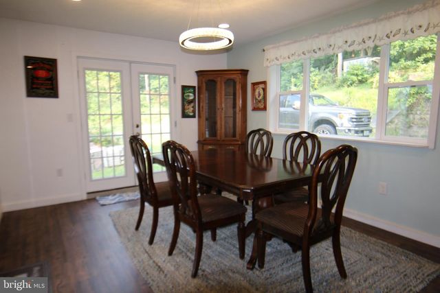 1035 STATE RD, Duncannon, PA 17020