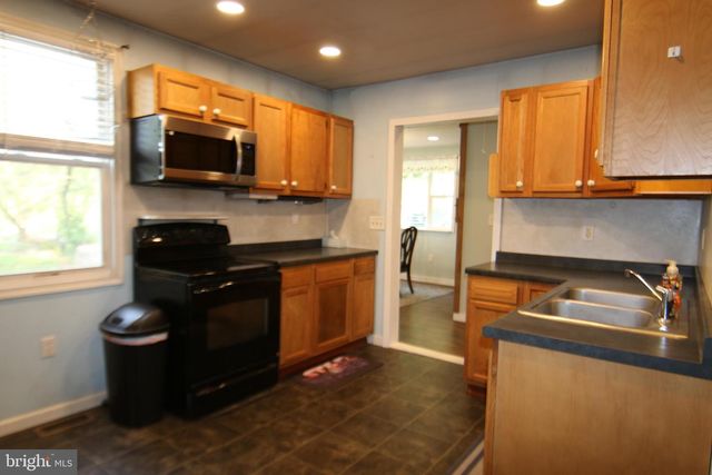 1035 STATE RD, Duncannon, PA 17020