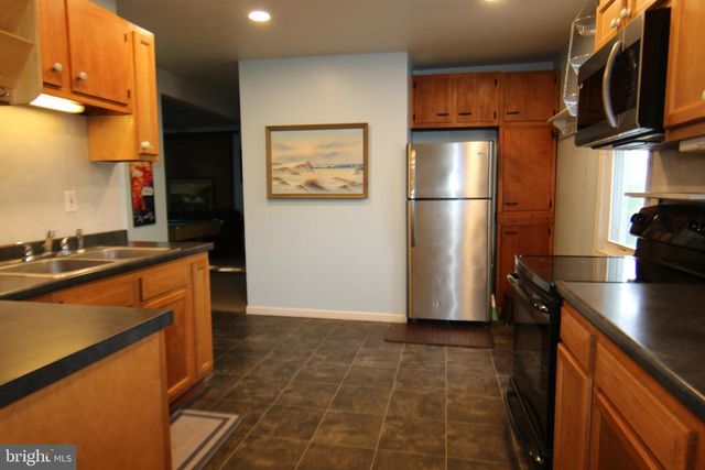 1035 STATE RD, Duncannon, PA 17020