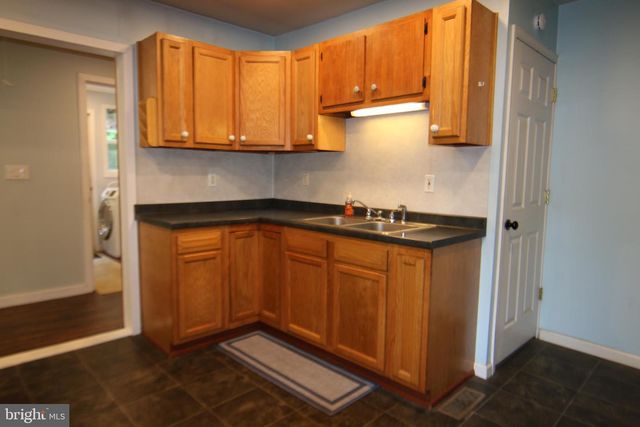 1035 STATE RD, Duncannon, PA 17020
