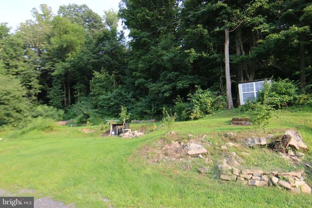 1035 STATE RD, Duncannon, PA 17020