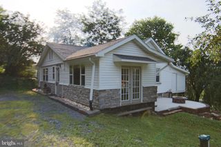 1035 STATE RD, Duncannon, PA 17020