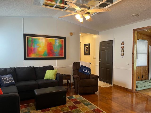 101 Take Five Trail, Jessieville, AR 71949
