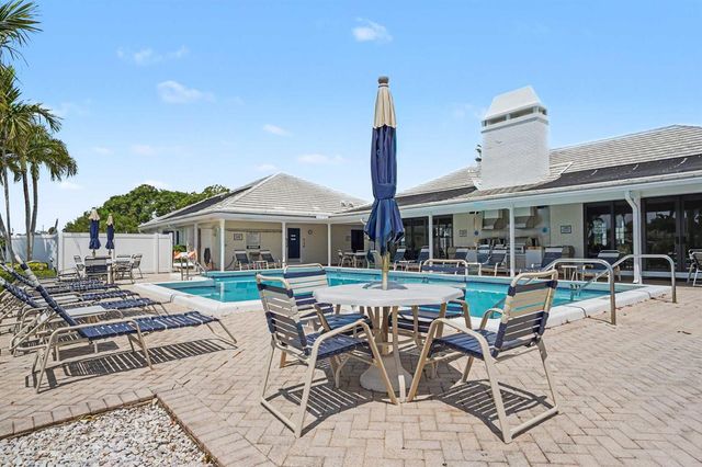 130 Cypress Club Drive 309, Pompano Beach, FL 33060