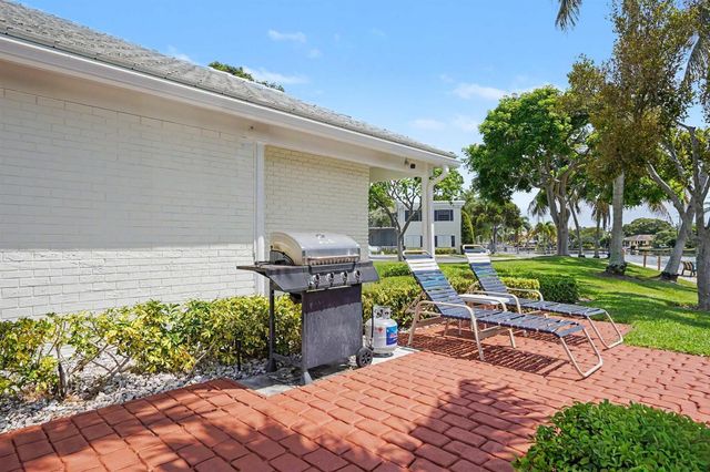 130 Cypress Club Drive 309, Pompano Beach, FL 33060
