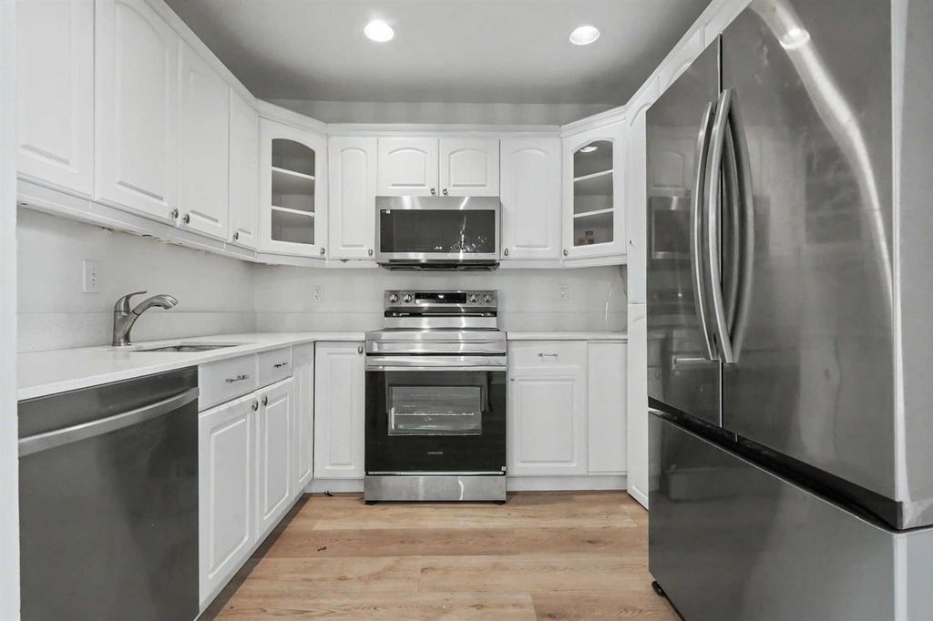 130 Cypress Club Drive 309, Pompano Beach, FL 33060