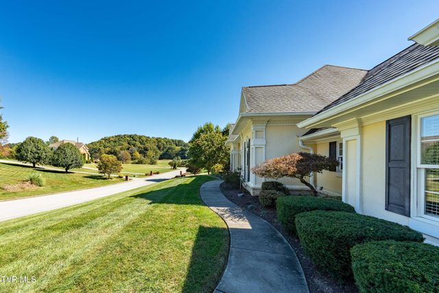 1128 Keeview Drive, Johnson City, TN 37615