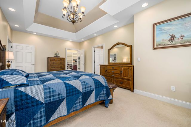 1128 Keeview Drive, Johnson City, TN 37615