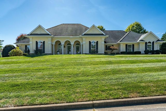 1128 Keeview Drive, Johnson City, TN 37615