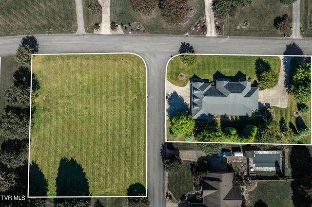 1128 Keeview Drive, Johnson City, TN 37615