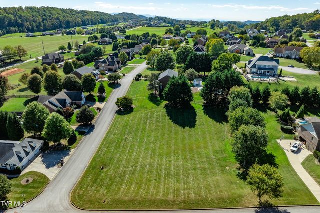 1128 Keeview Drive, Johnson City, TN 37615