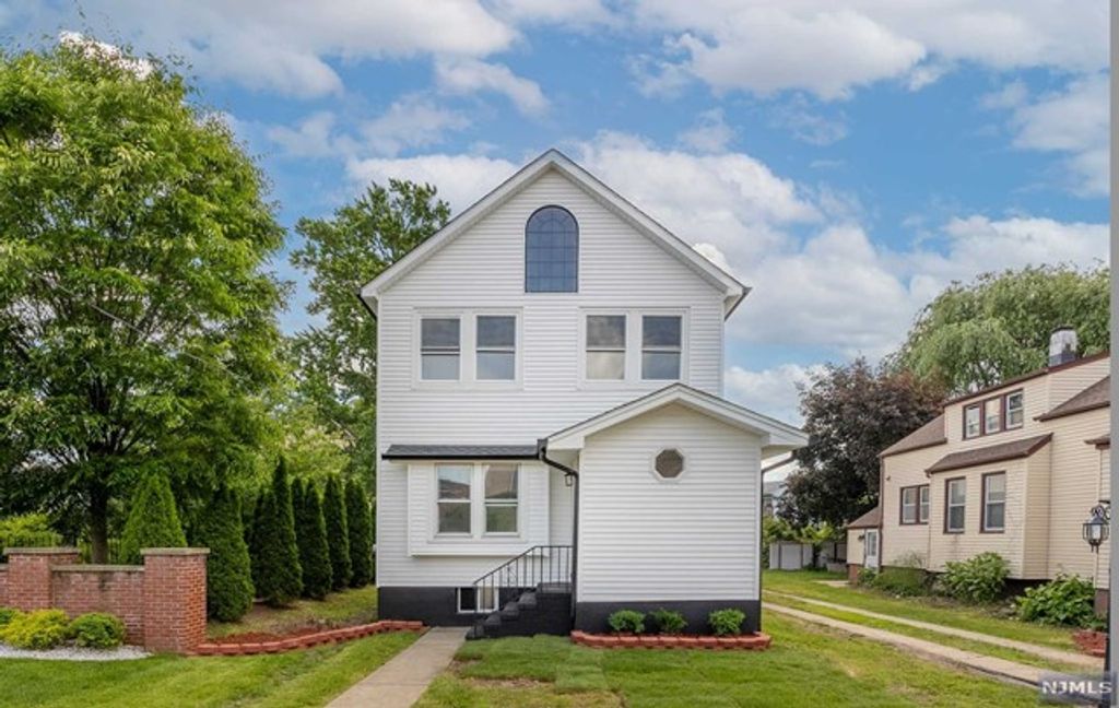287 Main Street, Little Ferry, NJ 07643