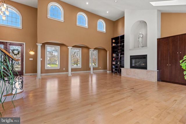 52 VIOLETS PATH, Elizabethtown, PA 17022