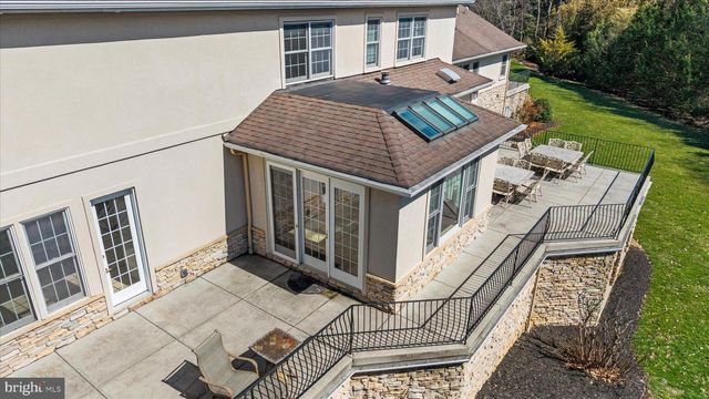 52 VIOLETS PATH, Elizabethtown, PA 17022