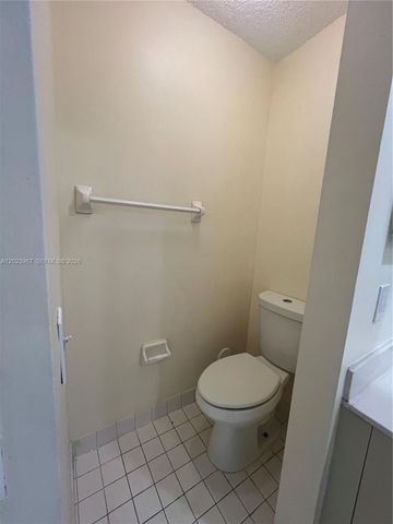 16373 Malibu Dr 51, Weston, FL 33326