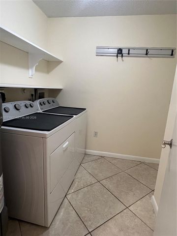 16373 Malibu Dr 51, Weston, FL 33326