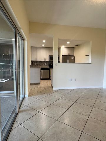 16373 Malibu Dr 51, Weston, FL 33326