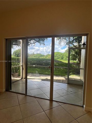 16373 Malibu Dr 51, Weston, FL 33326