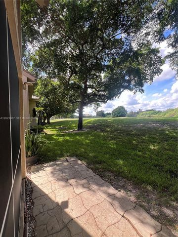 16373 Malibu Dr 51, Weston, FL 33326
