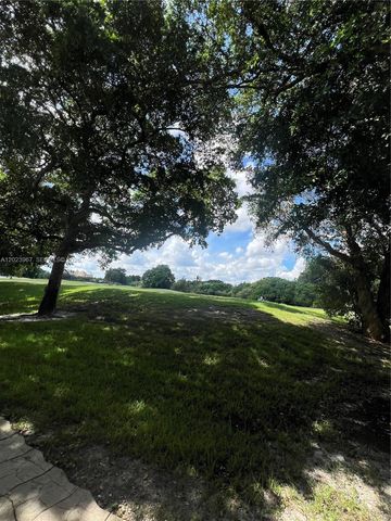 16373 Malibu Dr 51, Weston, FL 33326