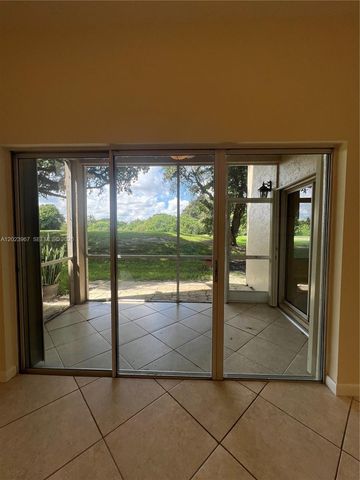 16373 Malibu Dr 51, Weston, FL 33326