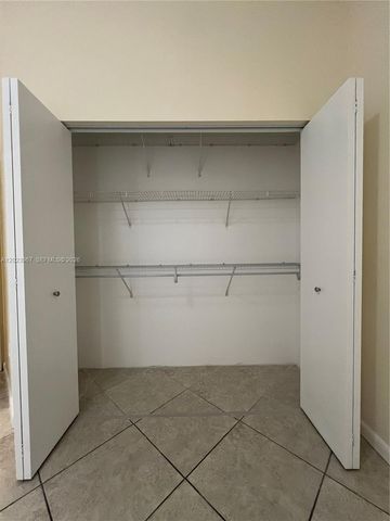 16373 Malibu Dr 51, Weston, FL 33326