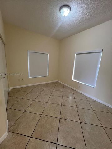 16373 Malibu Dr 51, Weston, FL 33326