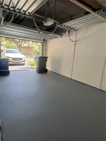 16373 Malibu Dr 51, Weston, FL 33326