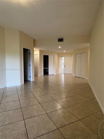 16373 Malibu Dr 51, Weston, FL 33326
