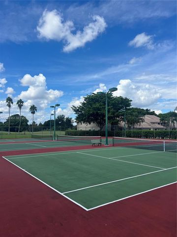 16373 Malibu Dr 51, Weston, FL 33326