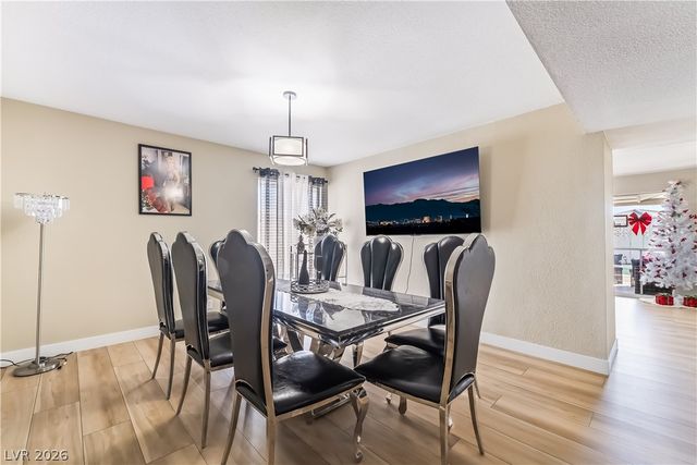 5209 Champions Avenue, Las Vegas, NV 89142