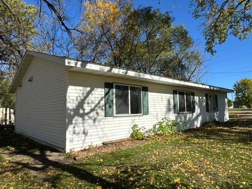 201 SW Thompson Street, Verndale, MN 56481 — photo 3