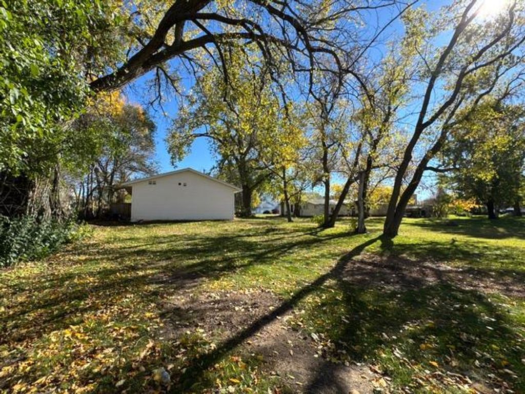 201 SW Thompson Street, Verndale, MN 56481 — photo 4