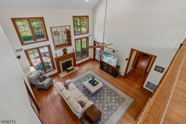 14 N Stone Hedge Dr, Bernards Twp., NJ 07920