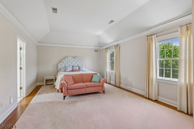 14 N Stone Hedge Dr, Bernards Twp., NJ 07920