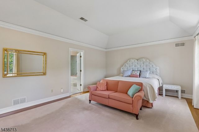 14 N Stone Hedge Dr, Bernards Twp., NJ 07920