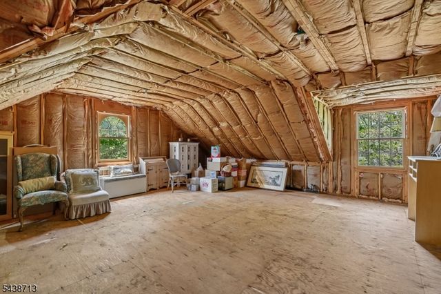 14 N Stone Hedge Dr, Bernards Twp., NJ 07920