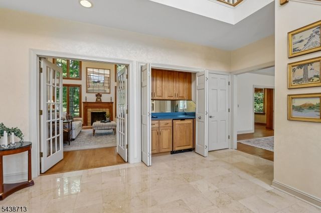 14 N Stone Hedge Dr, Bernards Twp., NJ 07920