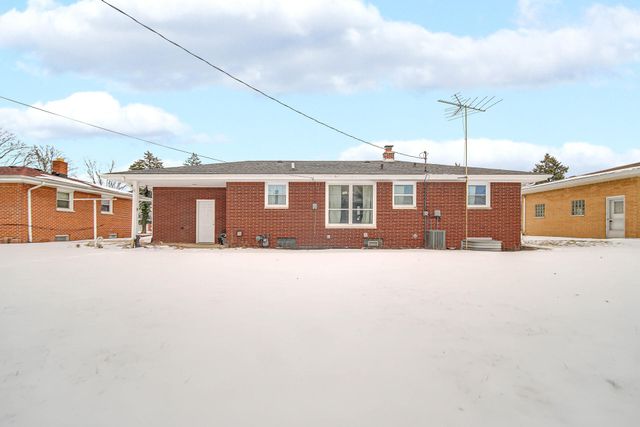 5450 Pierce Street, Merrillville, IN 46410