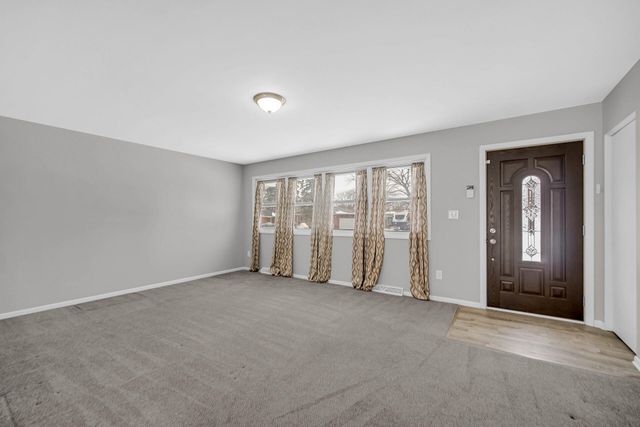 5450 Pierce Street, Merrillville, IN 46410