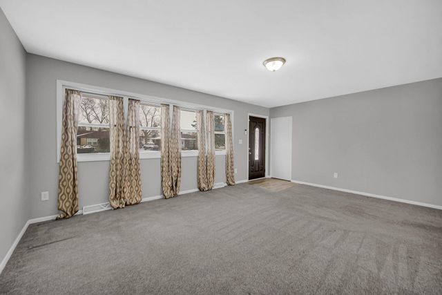 5450 Pierce Street, Merrillville, IN 46410