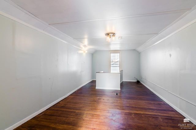 2003 Casement Road, Manhattan, KS 66502