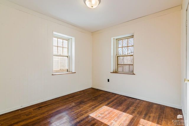 2003 Casement Road, Manhattan, KS 66502